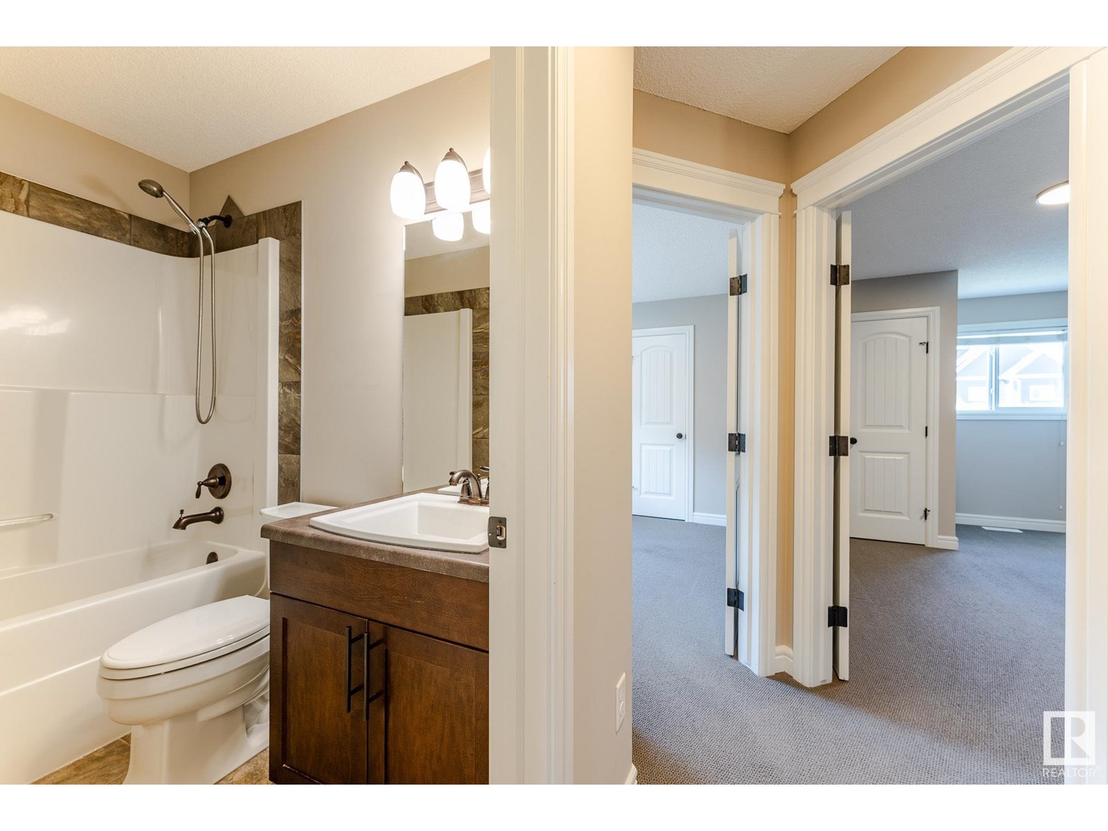 Photo 36 of 2448 Glenridding Bv Sw, Edmonton AB