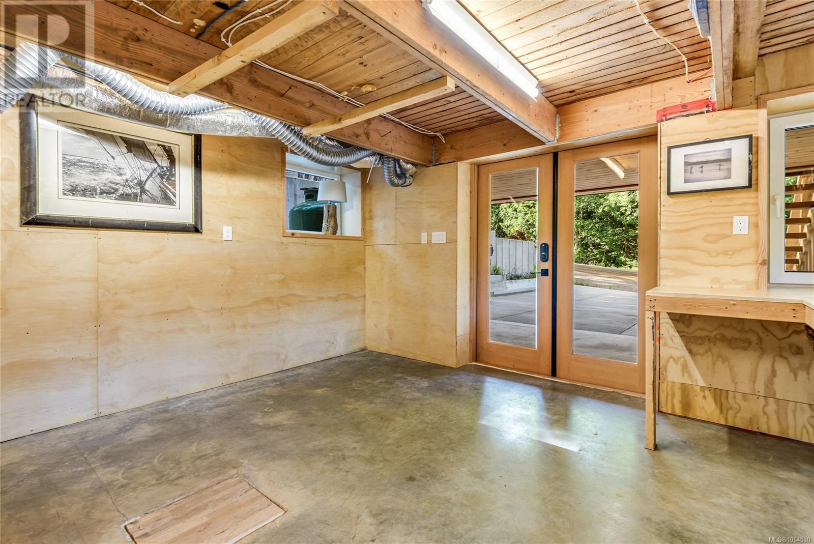 8051 Forbidden Plateau Rd, Courtenay