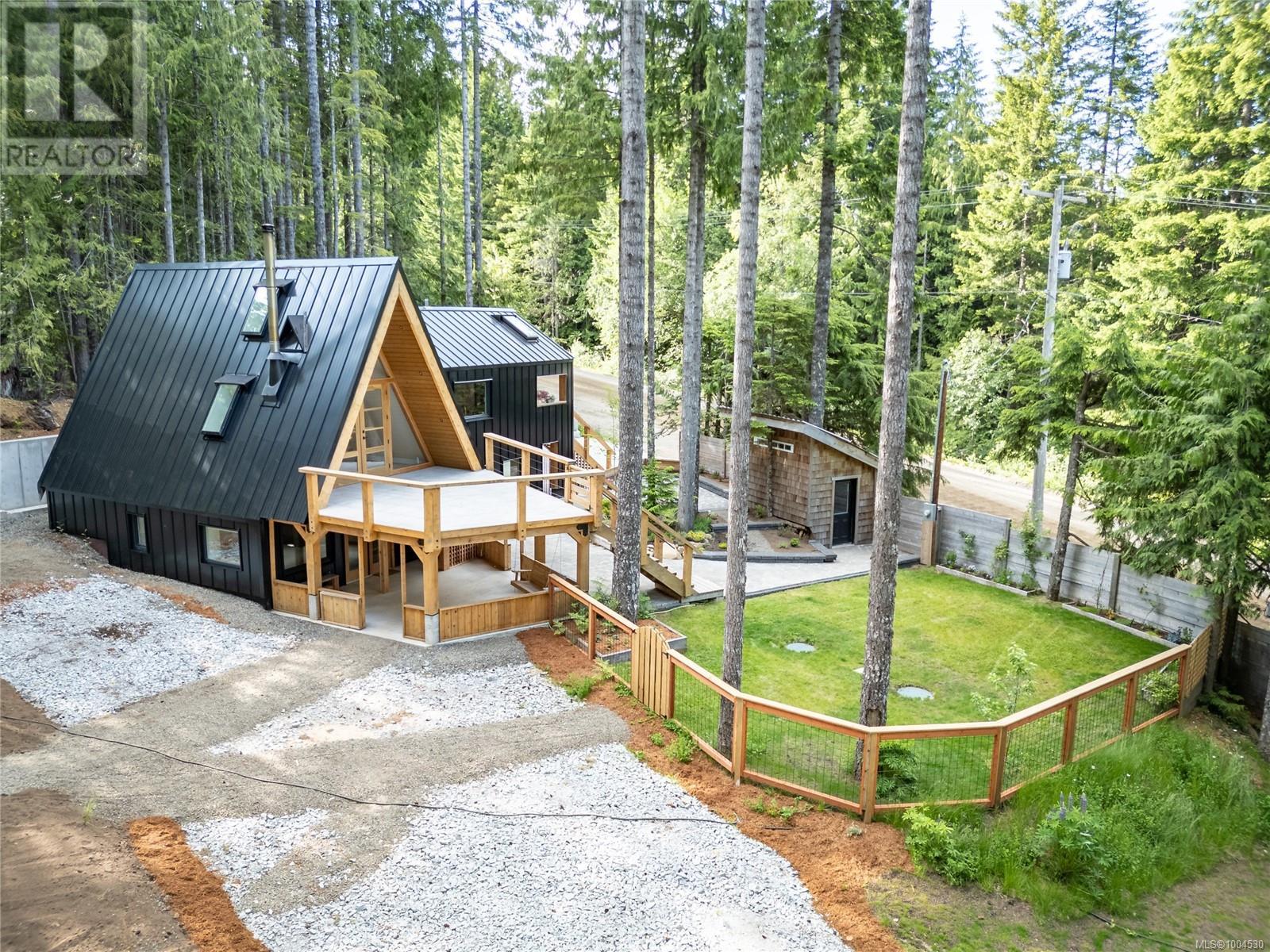 8051 Forbidden Plateau Rd, Courtenay
