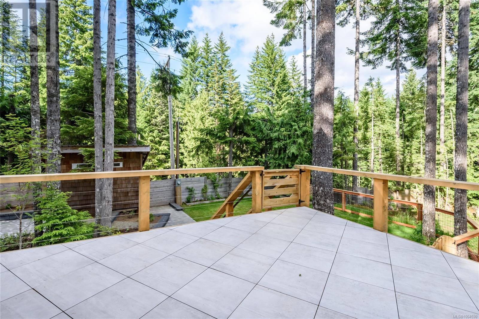 8051 Forbidden Plateau Rd, Courtenay