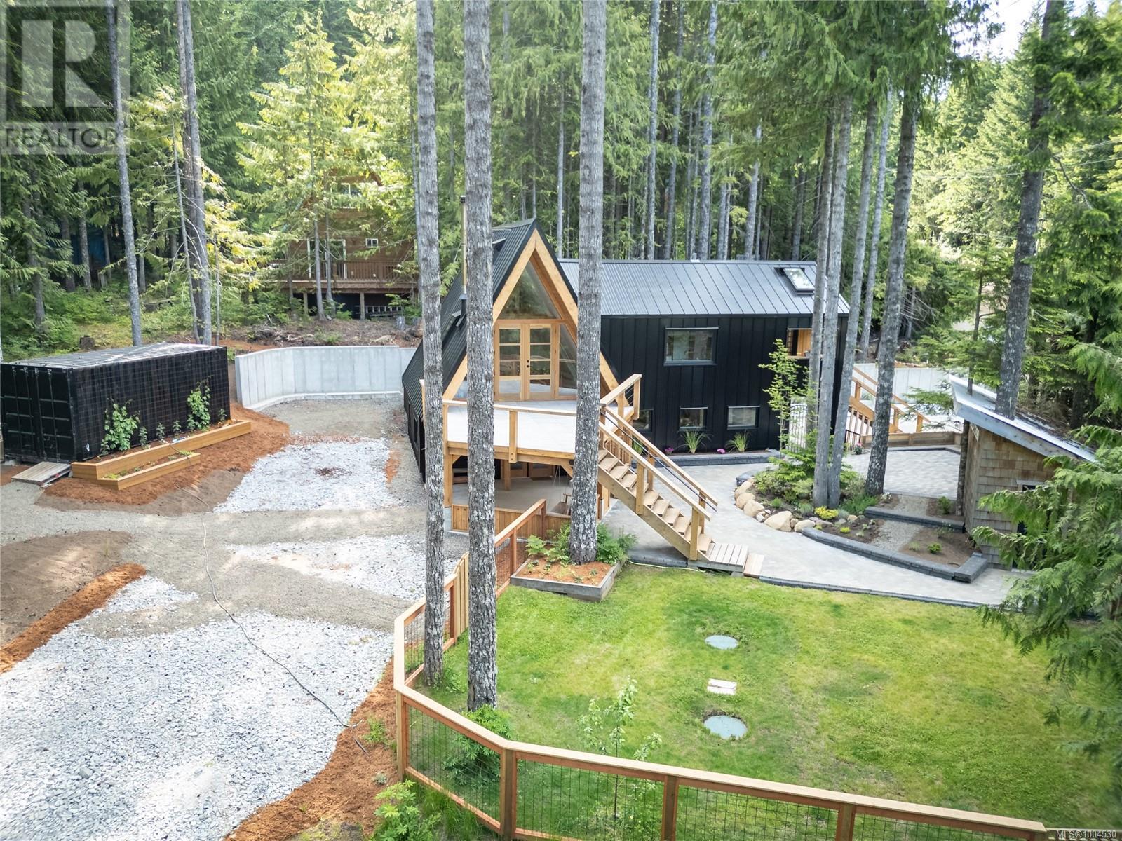 8051 Forbidden Plateau Rd, Courtenay