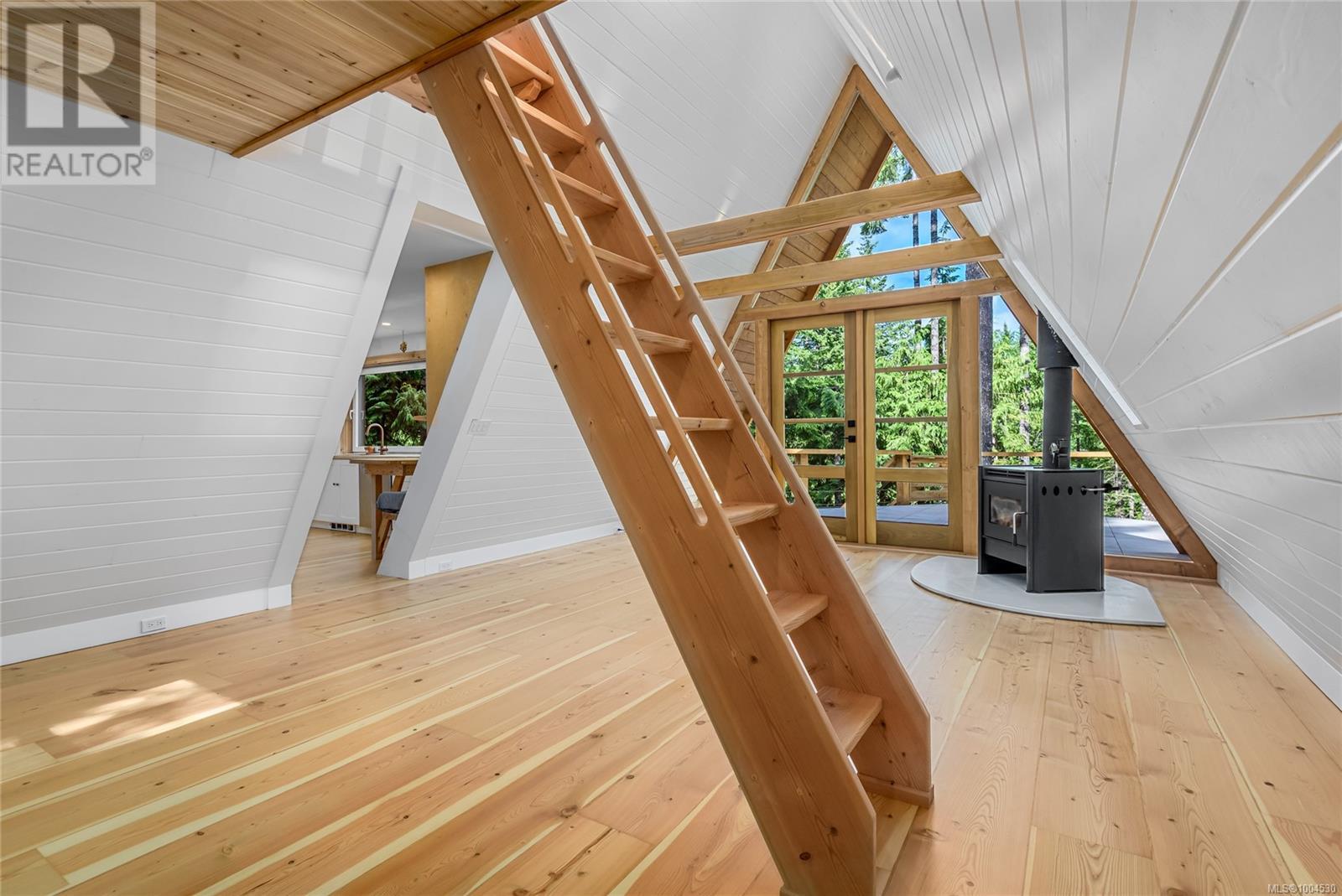 8051 Forbidden Plateau Rd, Courtenay