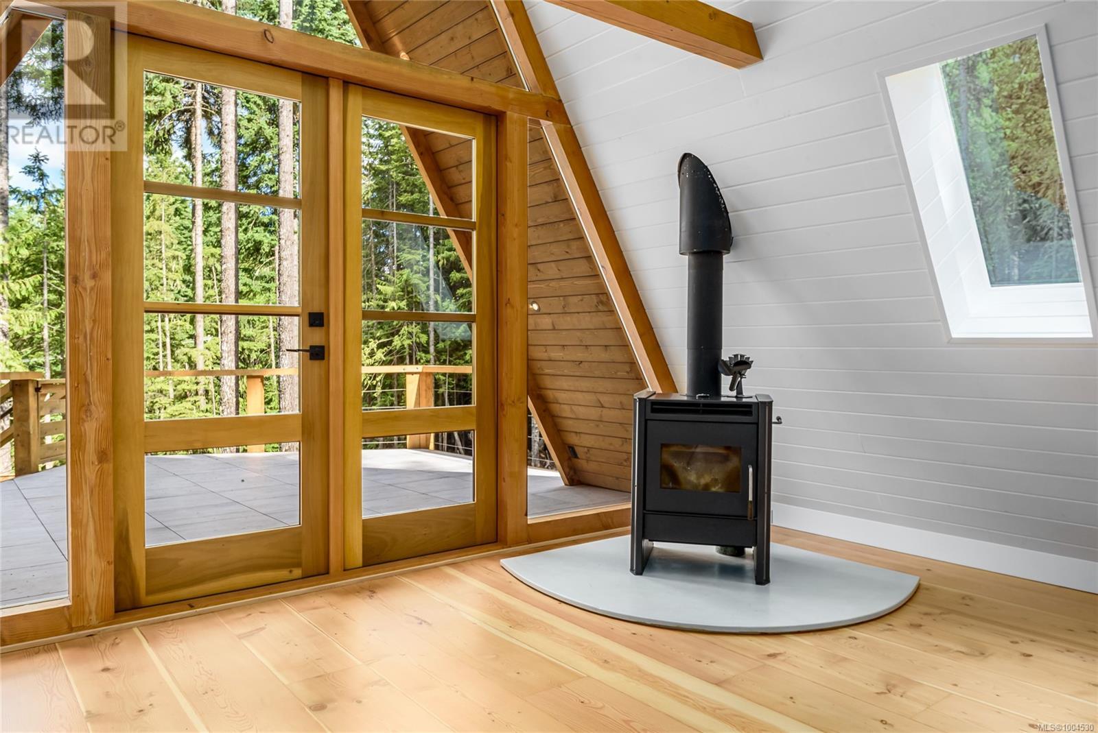 8051 Forbidden Plateau Rd, Courtenay