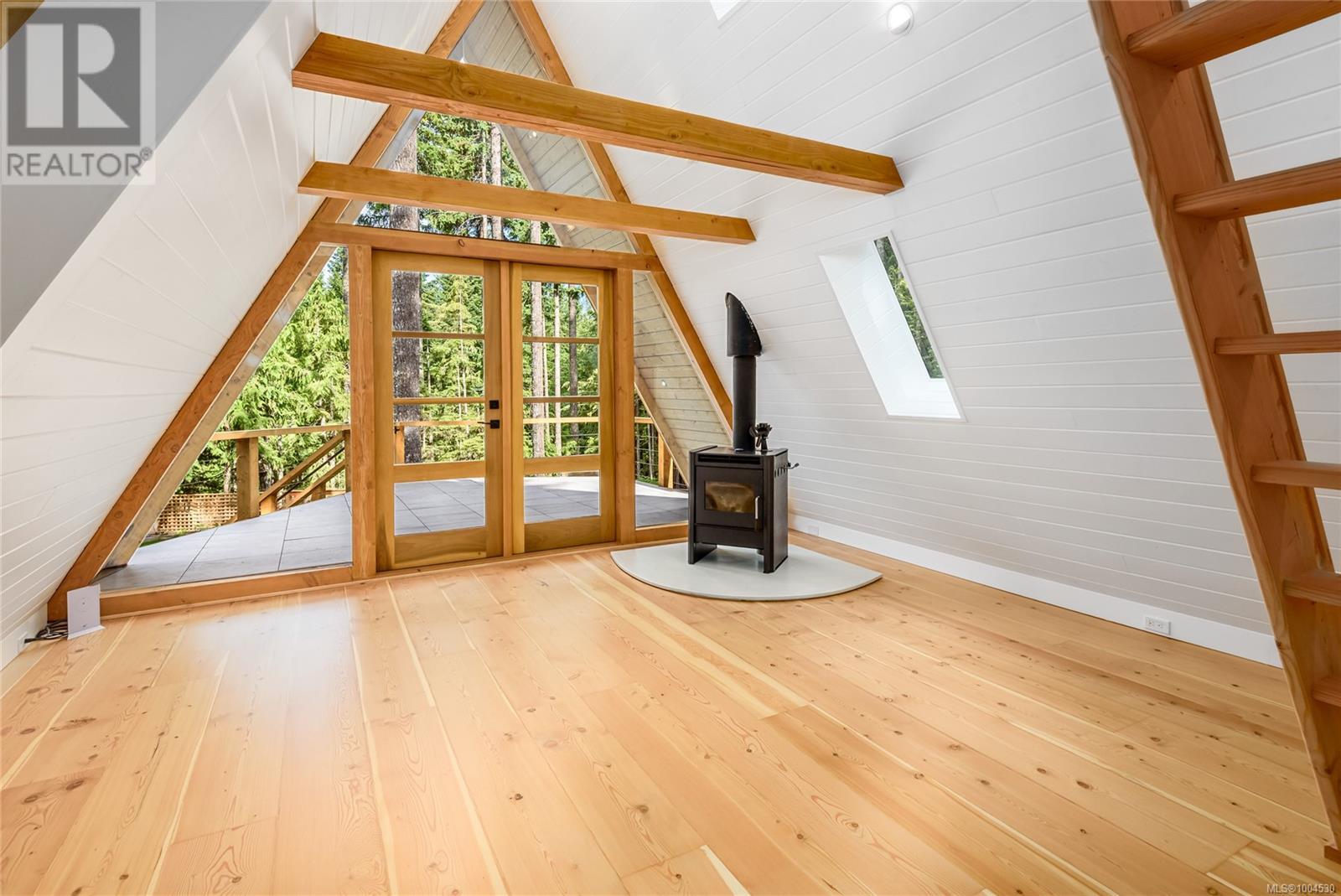8051 Forbidden Plateau Rd, Courtenay