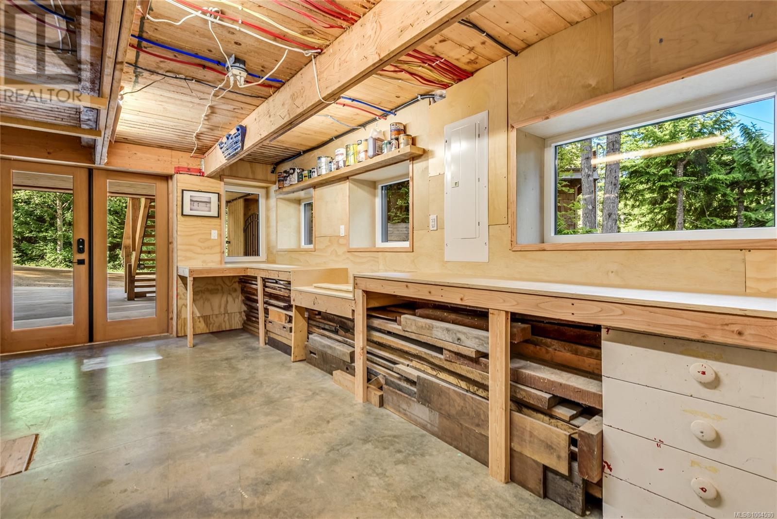 8051 Forbidden Plateau Rd, Courtenay