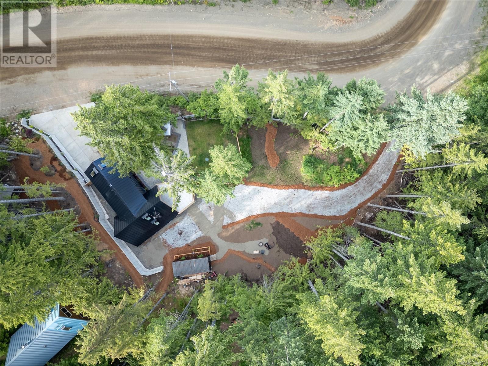 8051 Forbidden Plateau Rd, Courtenay