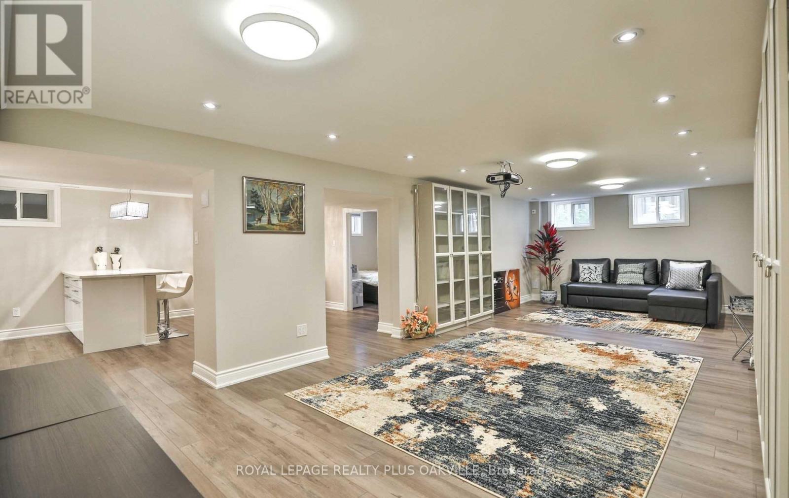 Photo 31 of 2100 Waycross Crescent, Mississauga ON