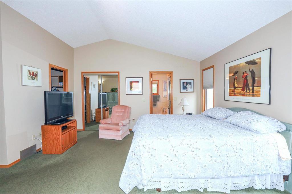 Photo 20 of 10 134 Southbridge Drive, Winnipeg MB