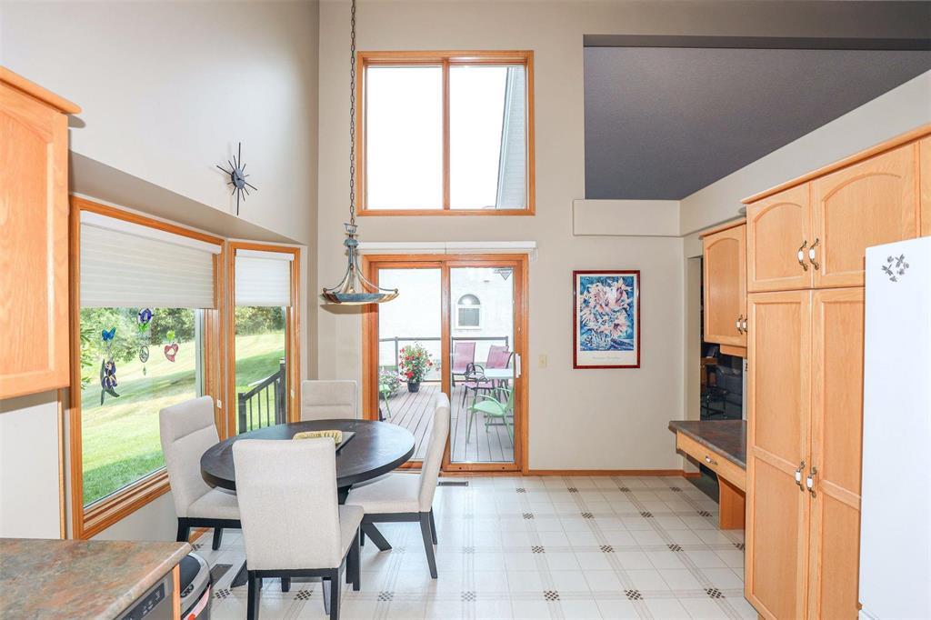 Photo 18 of 10 134 Southbridge Drive, Winnipeg MB