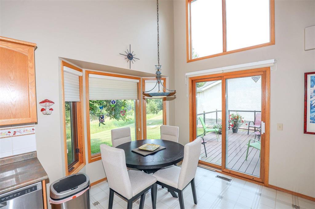 Photo 17 of 10 134 Southbridge Drive, Winnipeg MB