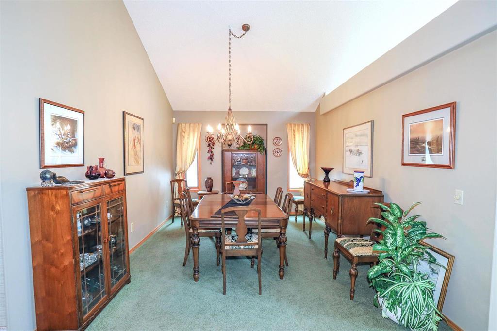 Photo 10 of 10 134 Southbridge Drive, Winnipeg MB