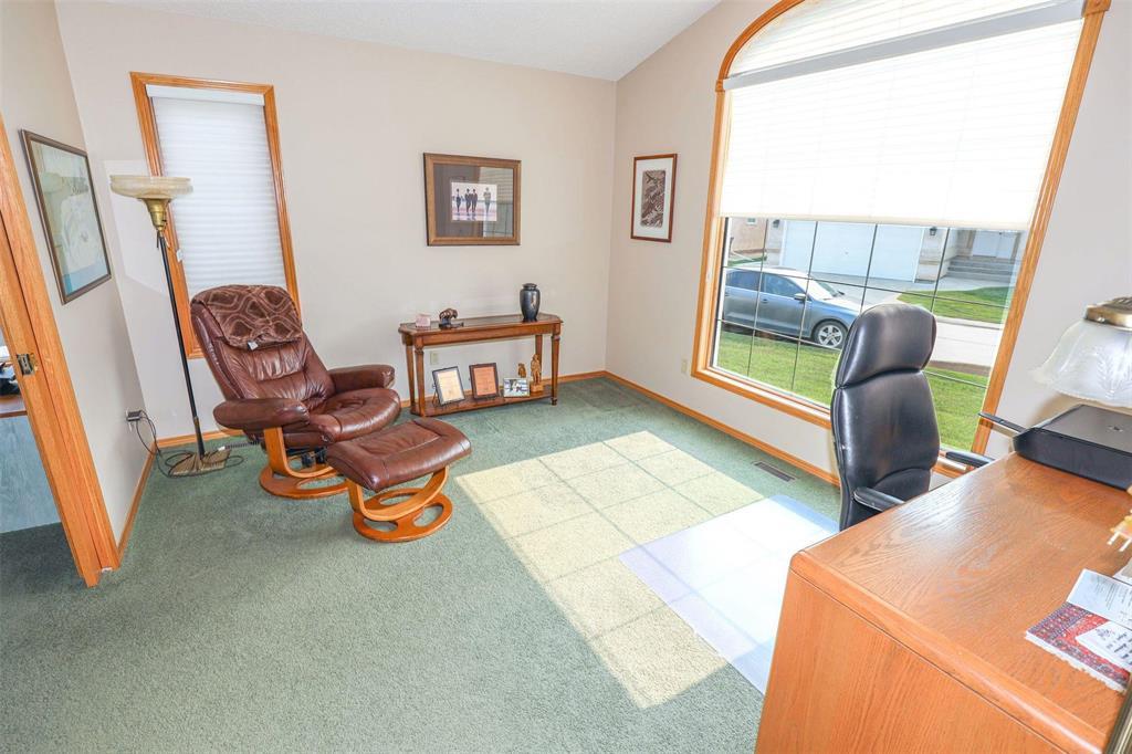 Photo 25 of 10 134 Southbridge Drive, Winnipeg MB