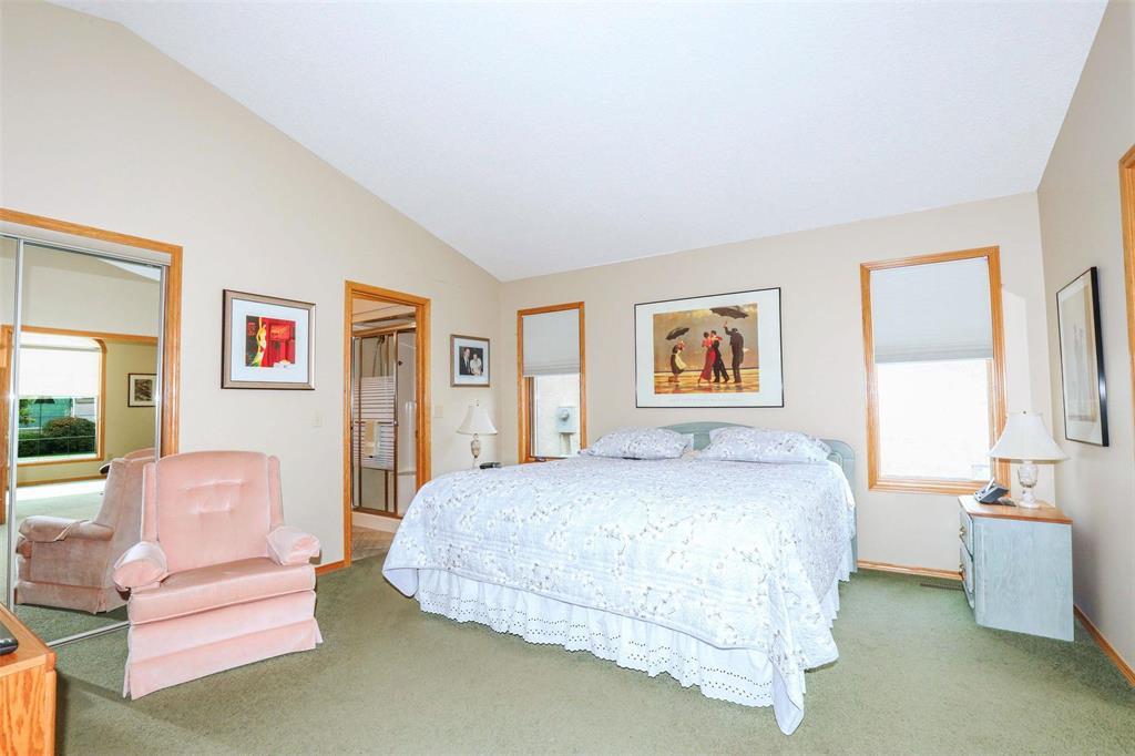 Photo 19 of 10 134 Southbridge Drive, Winnipeg MB