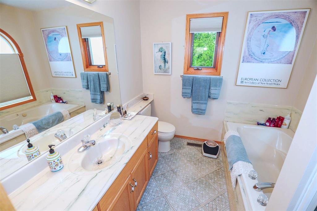 Photo 22 of 10 134 Southbridge Drive, Winnipeg MB