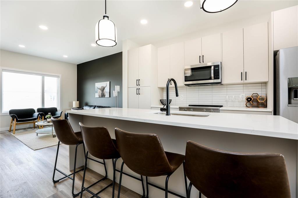 Photo 18 of 19 Skylark Lane, Winnipeg MB