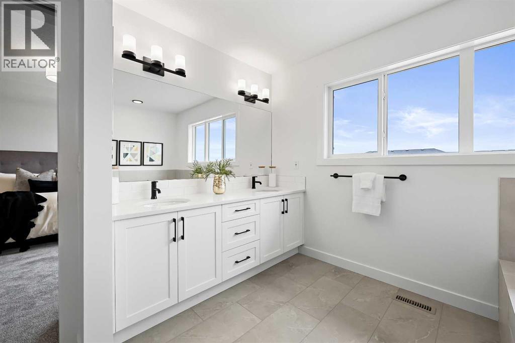 Photo 20 of 626 Bayview Lane Sw, Airdrie AB