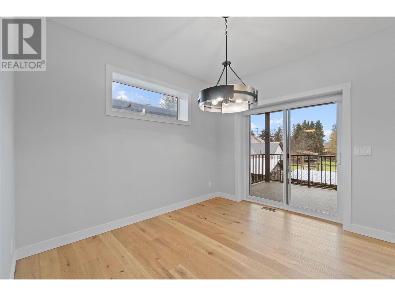 Photo 18 of 1840 10 Street Sw Unit 7, Salmon Arm BC