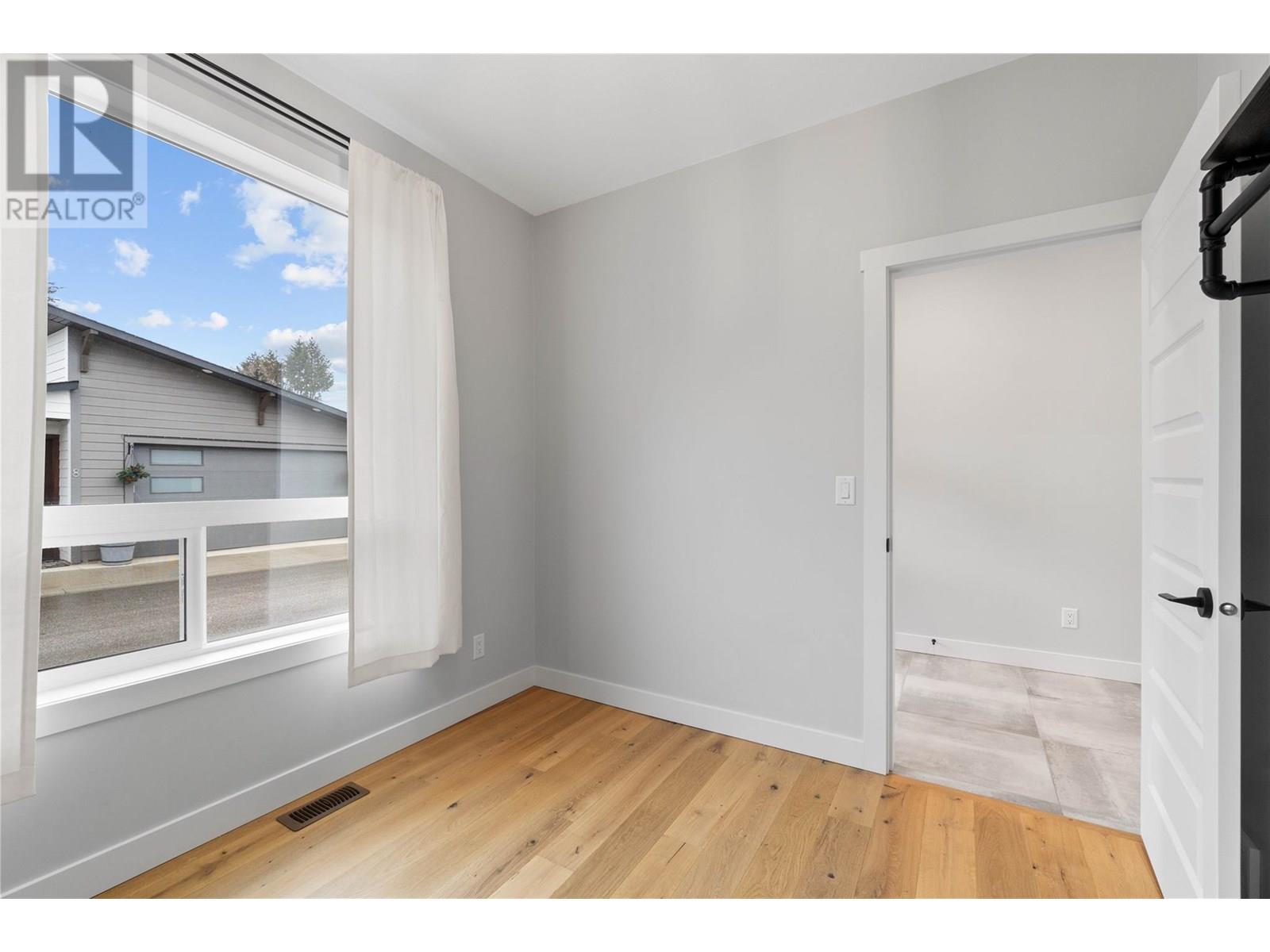 Photo 40 of 1840 10 Street Sw Unit 7, Salmon Arm BC