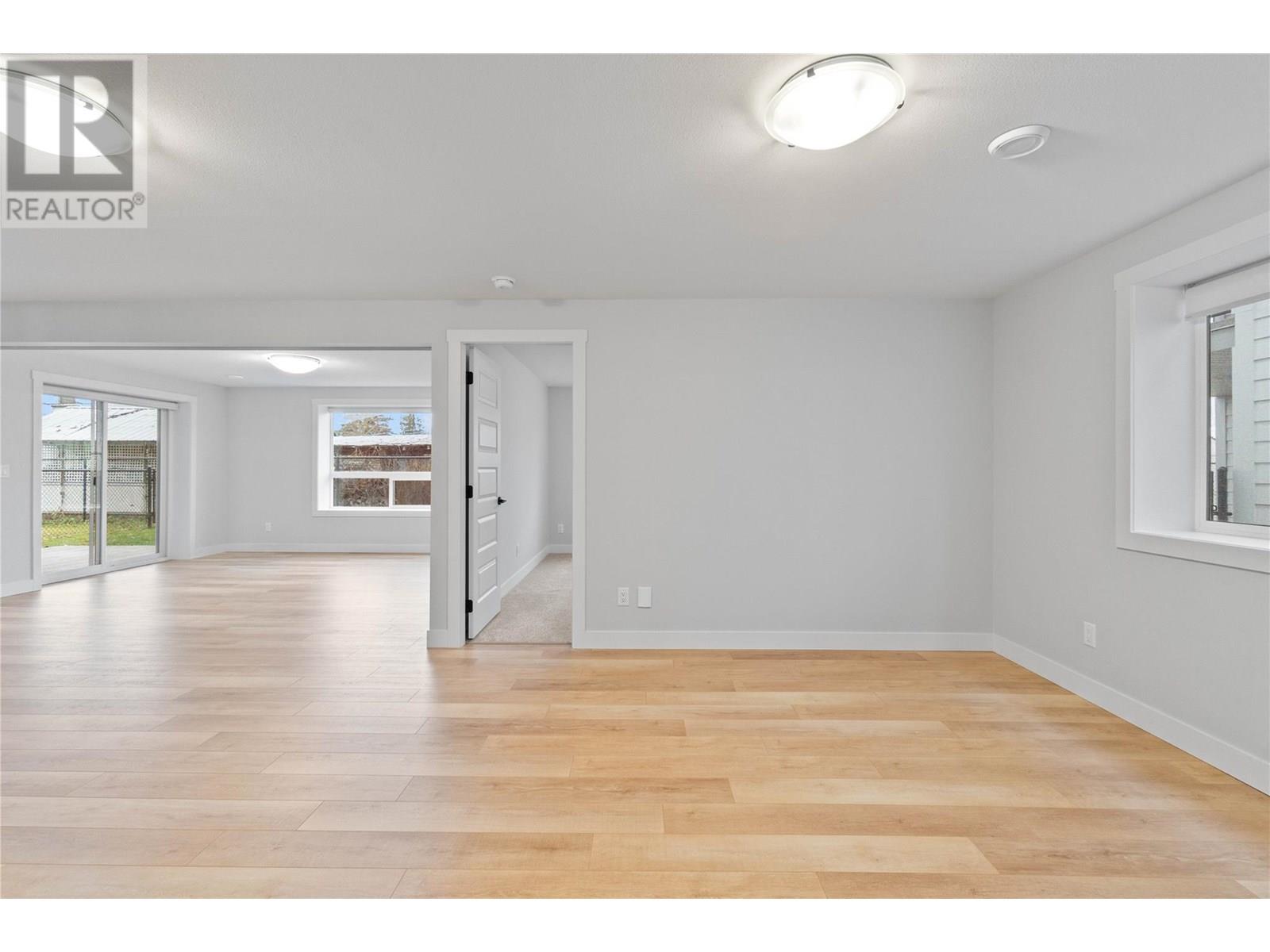 Photo 49 of 1840 10 Street Sw Unit 7, Salmon Arm BC
