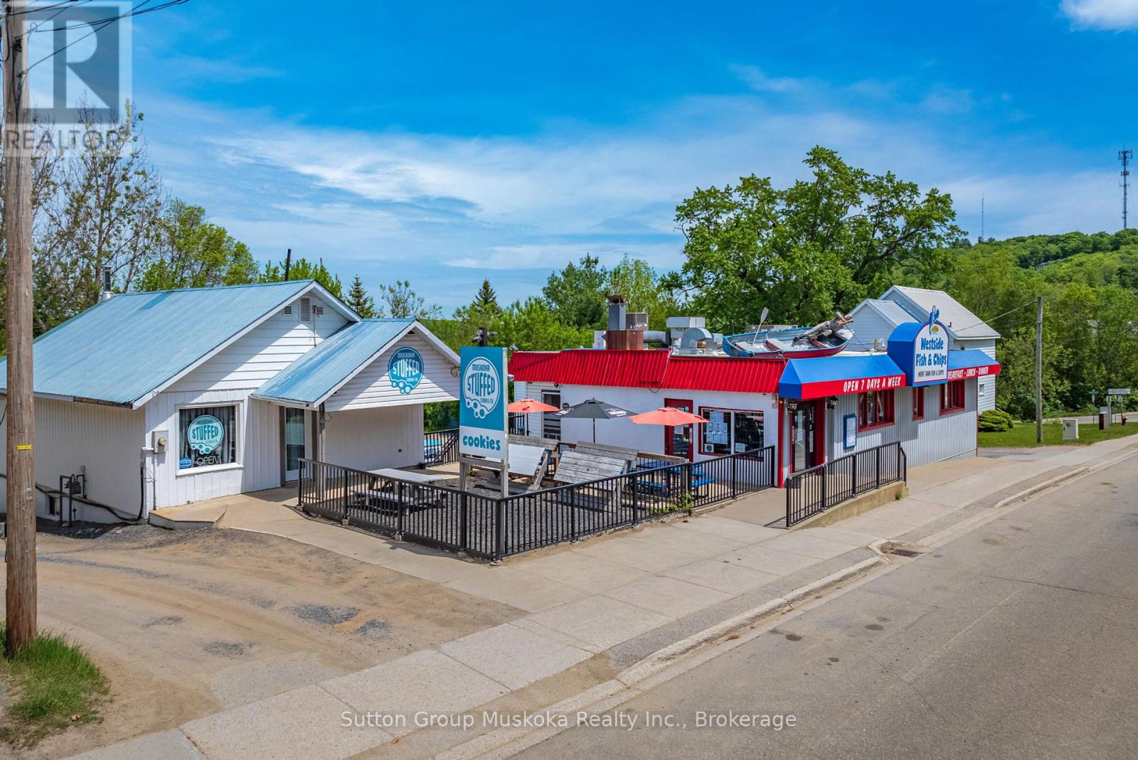 Photo 1 of 126 Main Street W, Huntsville ON