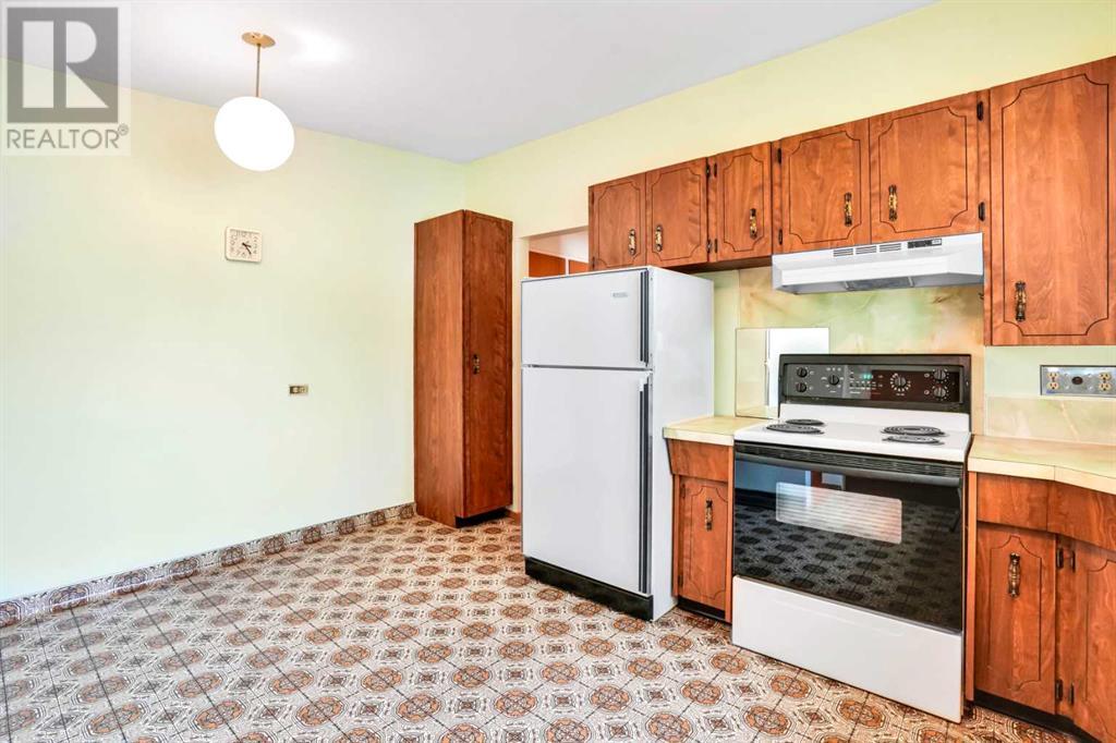 Single Family House Bungalow for Sale in  Mayland Drive NE Mayland Heights Calgary 