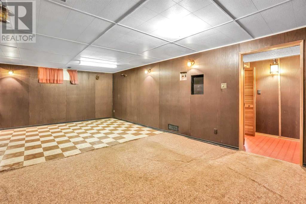 Single Family House Bungalow for Sale in  Mayland Drive NE Mayland Heights Calgary 