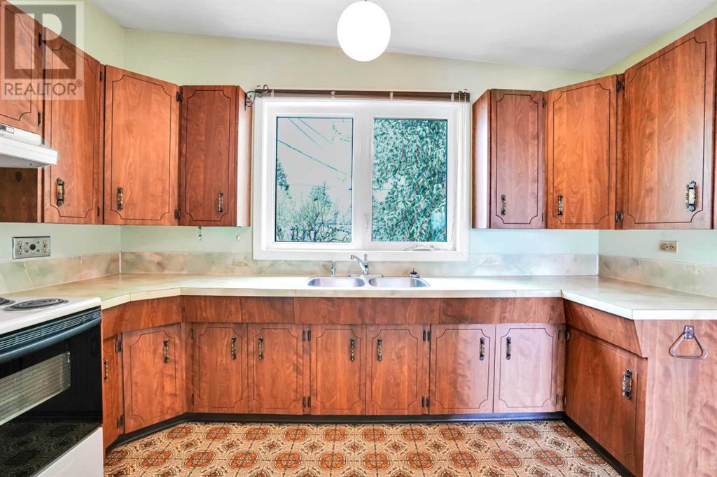 Single Family House Bungalow for Sale in  Mayland Drive NE Mayland Heights Calgary 
