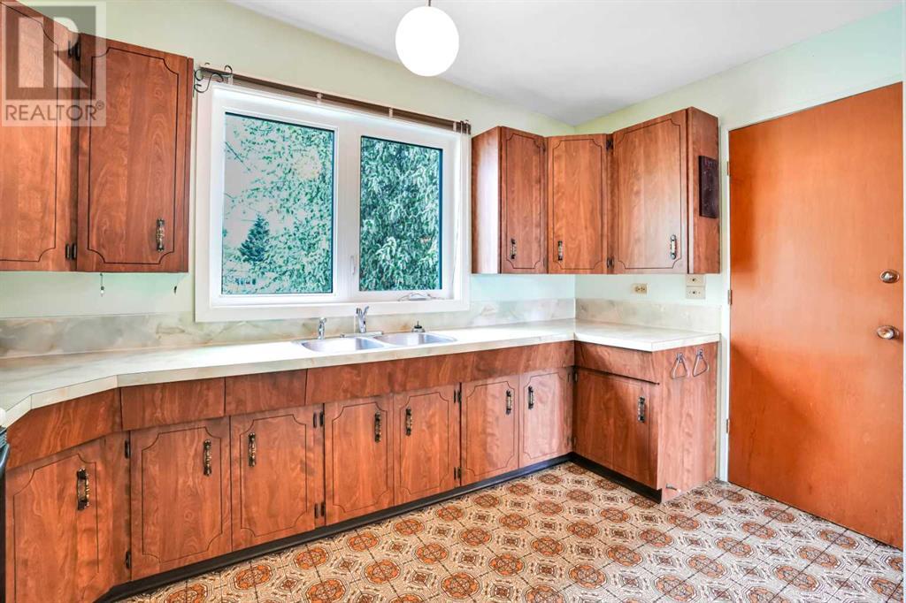Single Family House Bungalow for Sale in  Mayland Drive NE Mayland Heights Calgary 