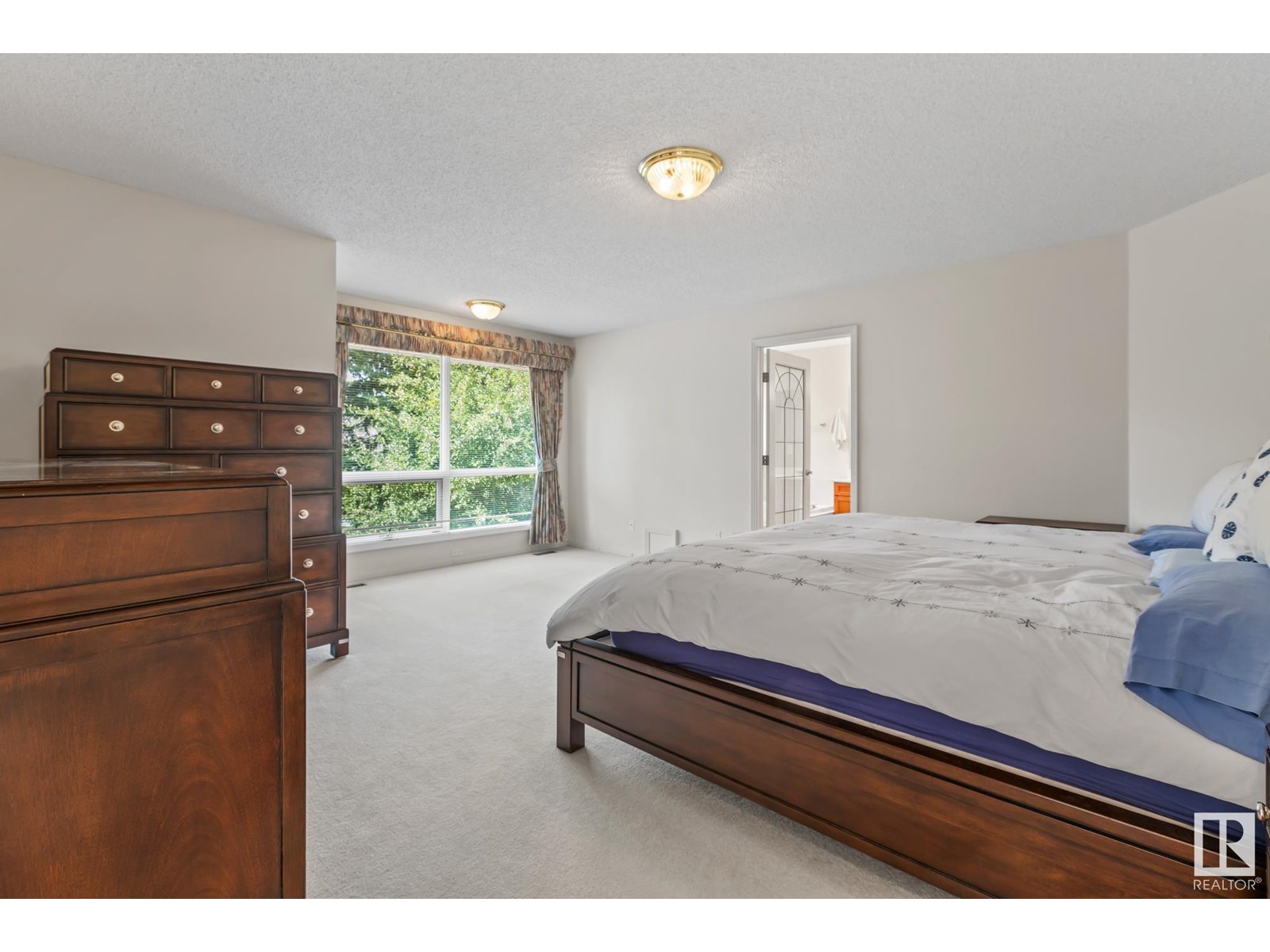 Photo 30 of 322 Burton Rd Nw, Edmonton AB