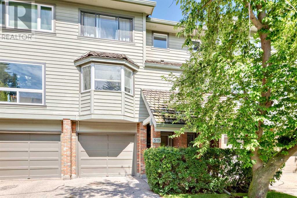 Single Family House 4 Level for Sale in  Point Mckay Grove NW Point McKay Calgary 