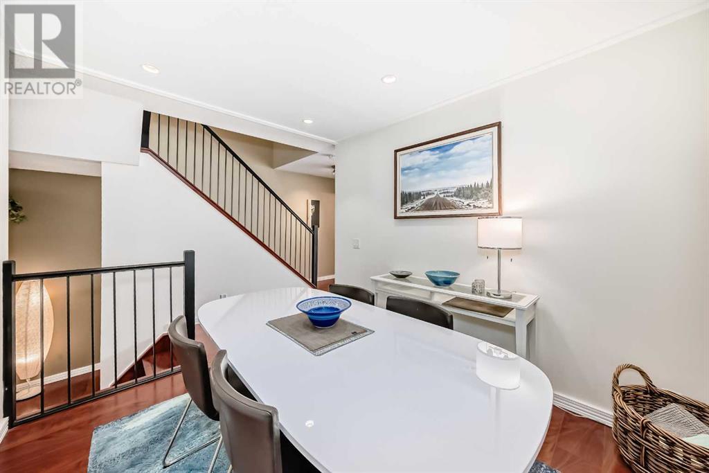 Single Family House 4 Level for Sale in  Point Mckay Grove NW Point McKay Calgary 