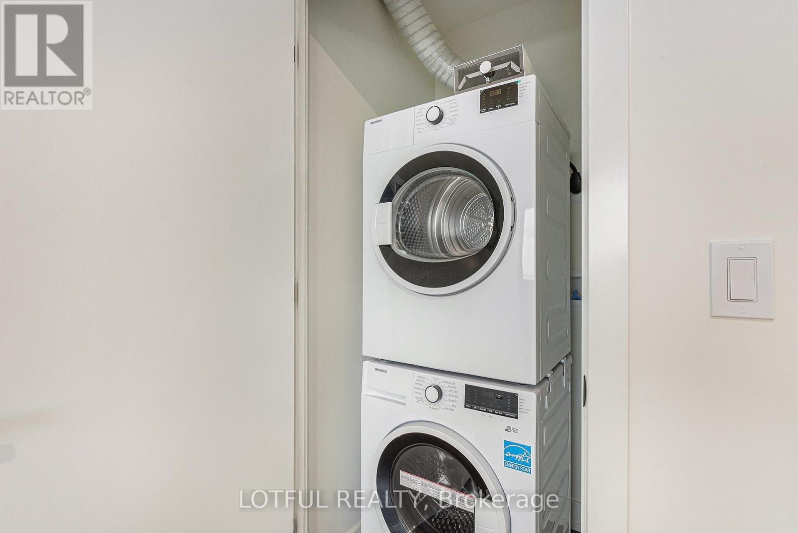 Photo 13 of 1305 560 Rideau Street, Ottawa ON