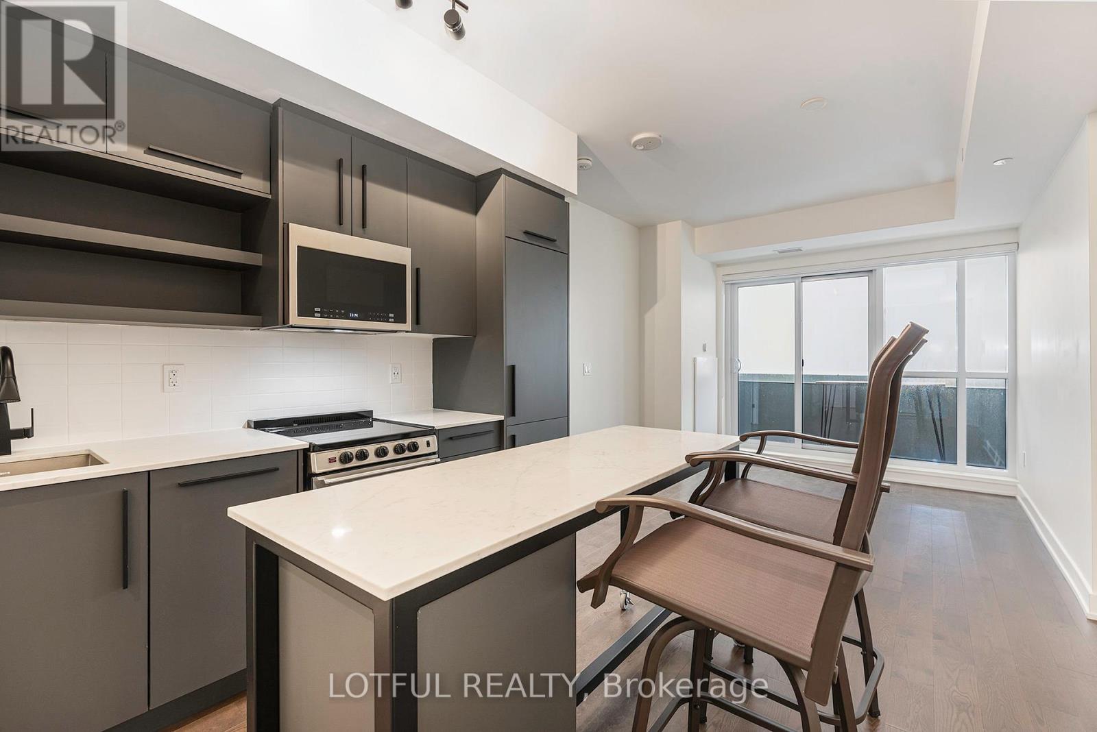 Photo 8 of 1305 560 Rideau Street, Ottawa ON