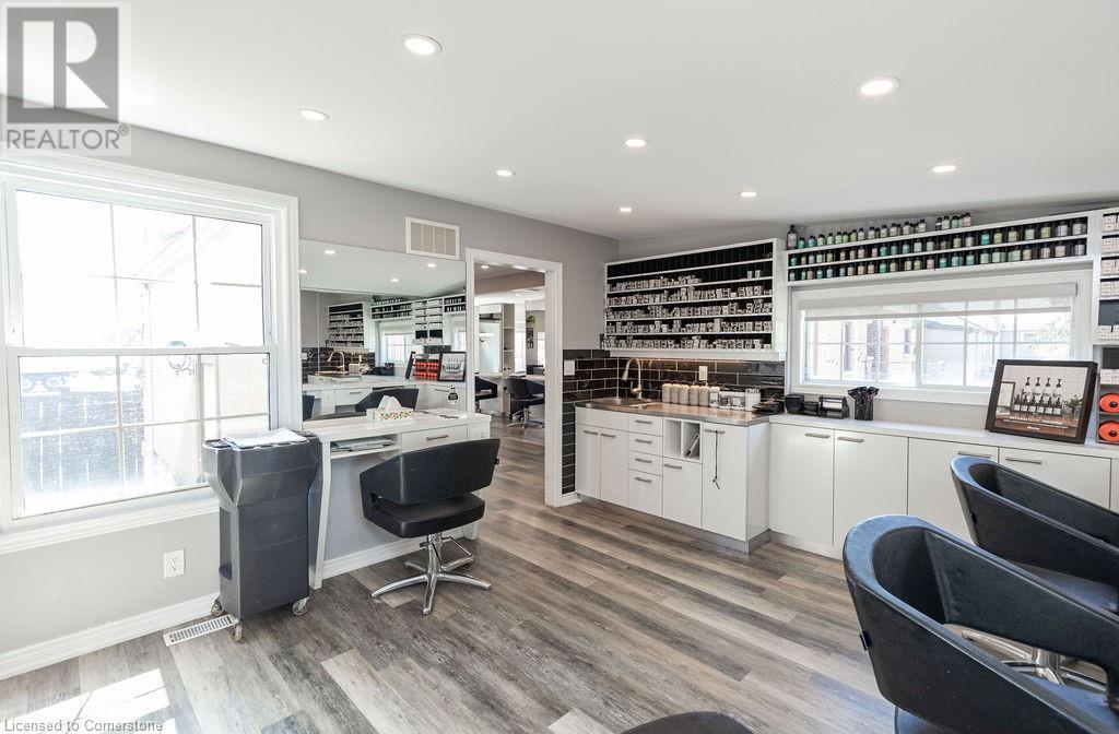 Photo 17 of 664 Upper James Street, Hamilton ON