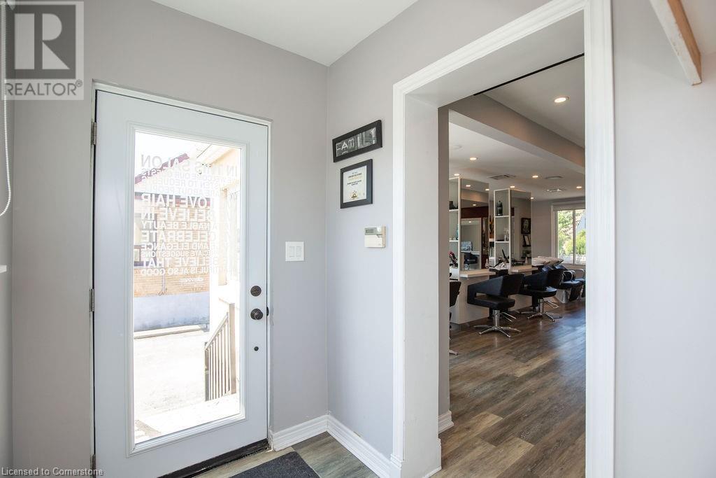 Photo 8 of 664 Upper James Street, Hamilton ON