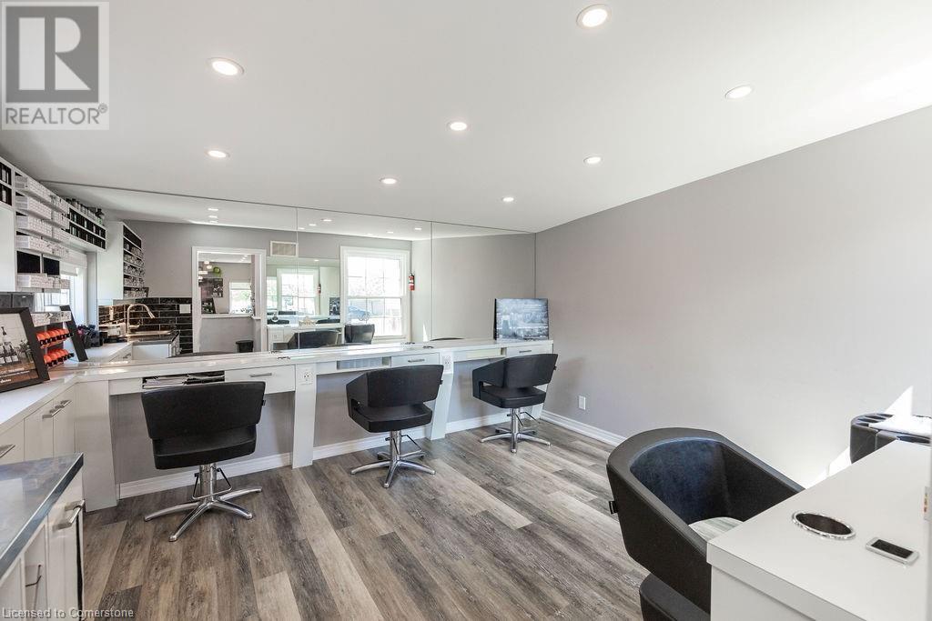 Photo 18 of 664 Upper James Street, Hamilton ON