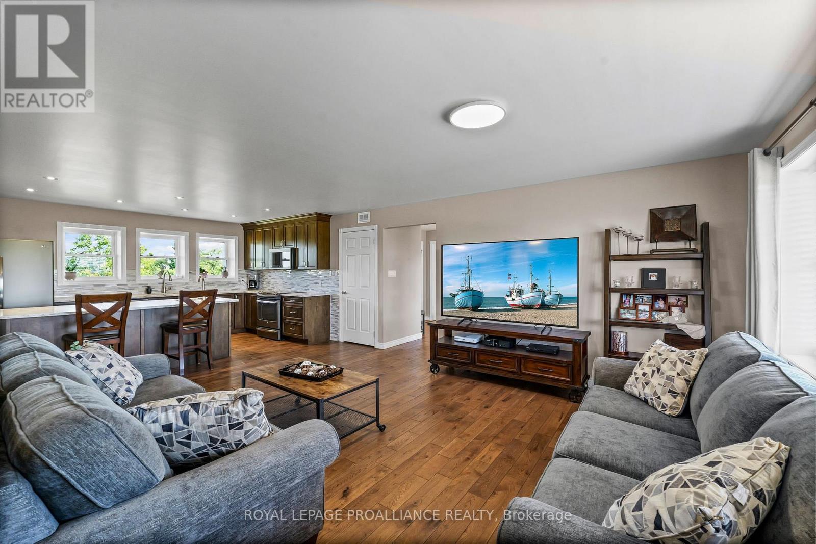 1526 COUNTY ROAD 2 - 12