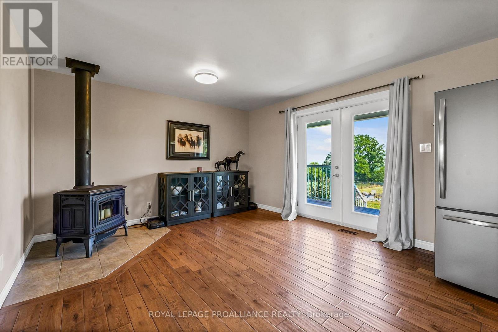 1526 COUNTY ROAD 2 - 18