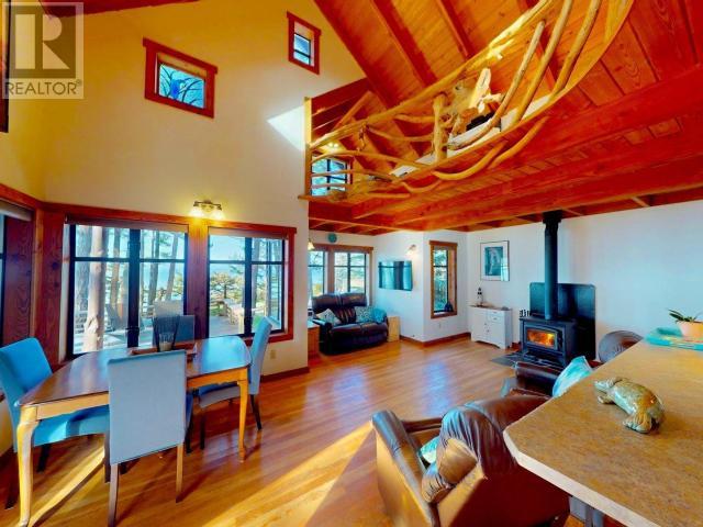 1147 SUNSET TRAIL, Savary Island