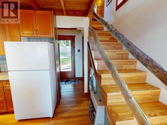 1147 SUNSET TRAIL, Savary Island