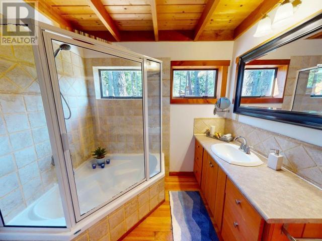 1147 SUNSET TRAIL, Savary Island