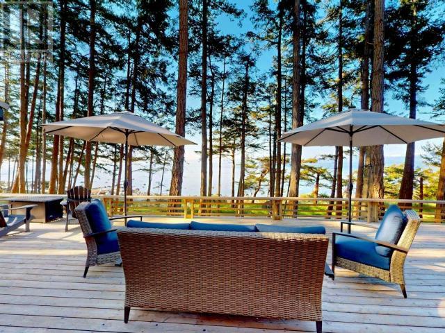 1147 SUNSET TRAIL, Savary Island