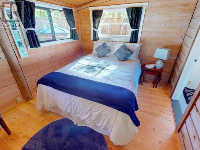 1147 SUNSET TRAIL, Savary Island