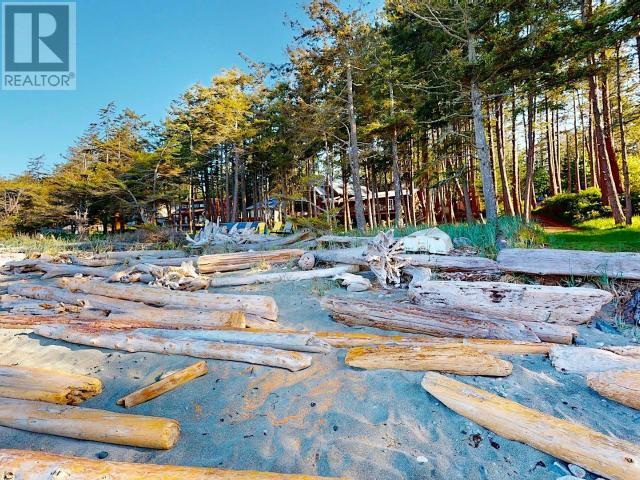 1147 SUNSET TRAIL, Savary Island