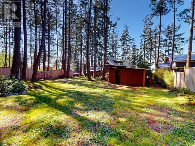 1147 SUNSET TRAIL, Savary Island