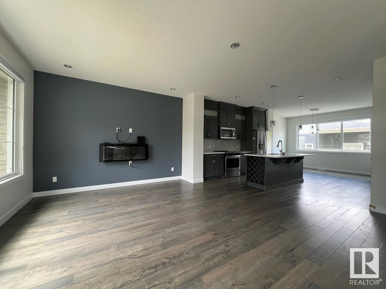 Photo 13 of 10574 62 Av Nw, Edmonton AB