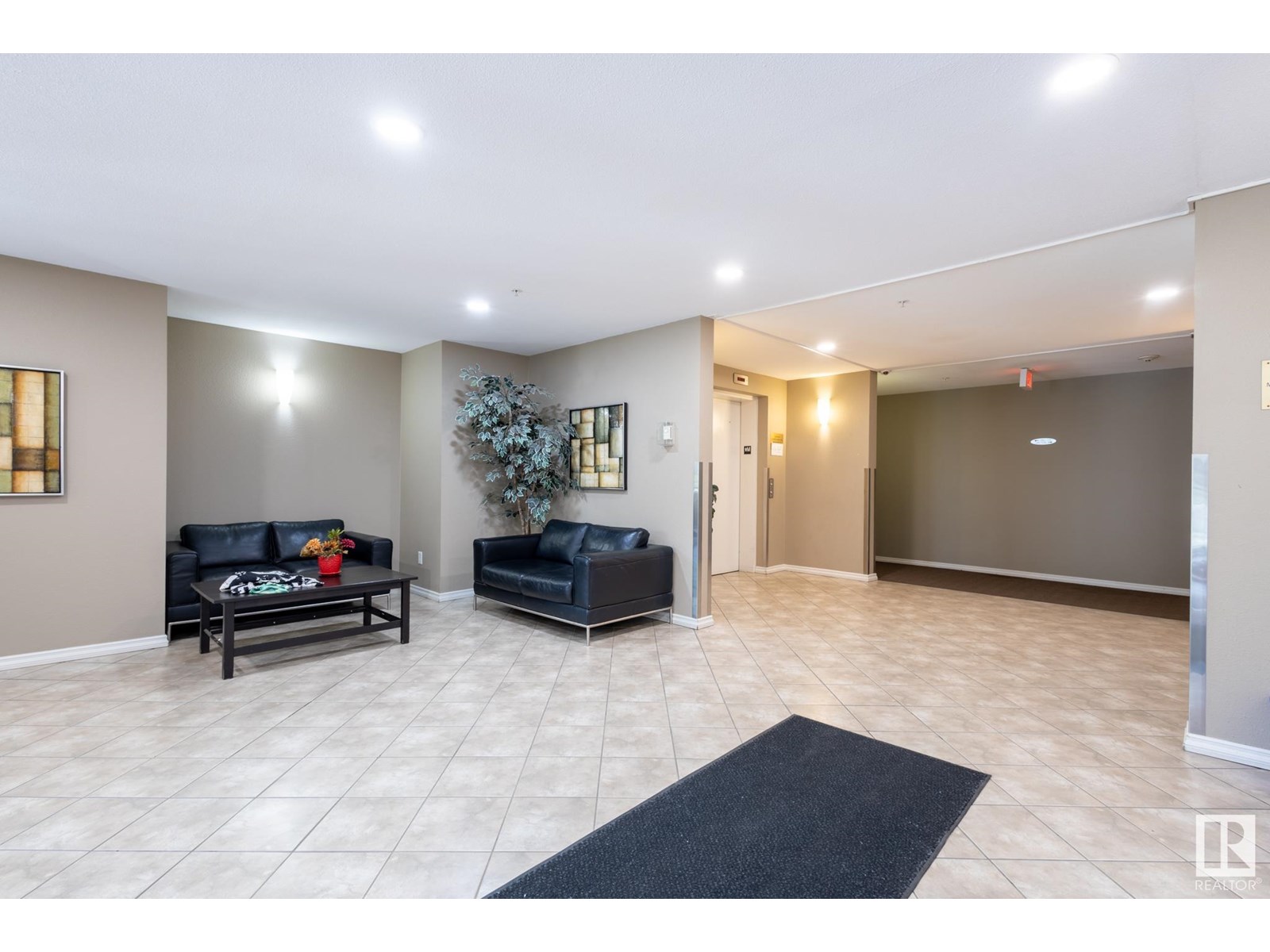 Photo 12 of 312 5951 165 Av Nw, Edmonton AB