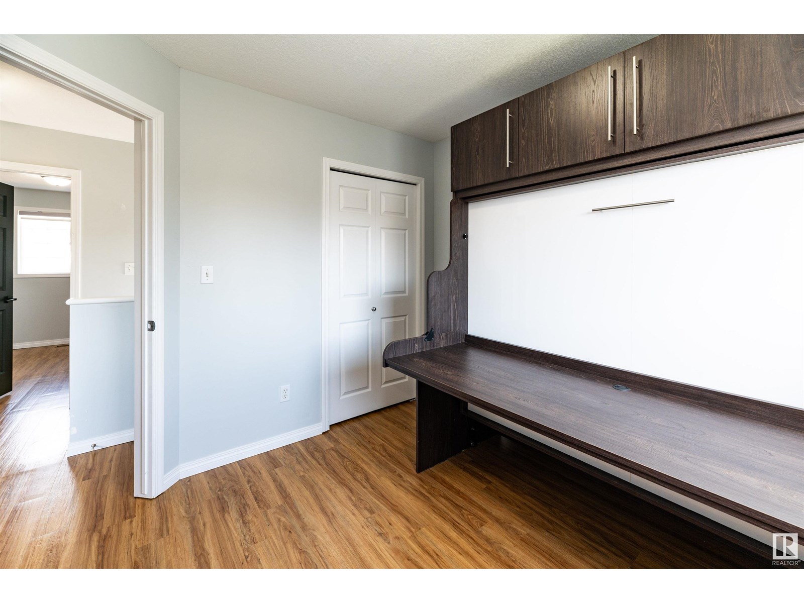 Photo 15 of 3729 138 A Av Nw, Edmonton AB