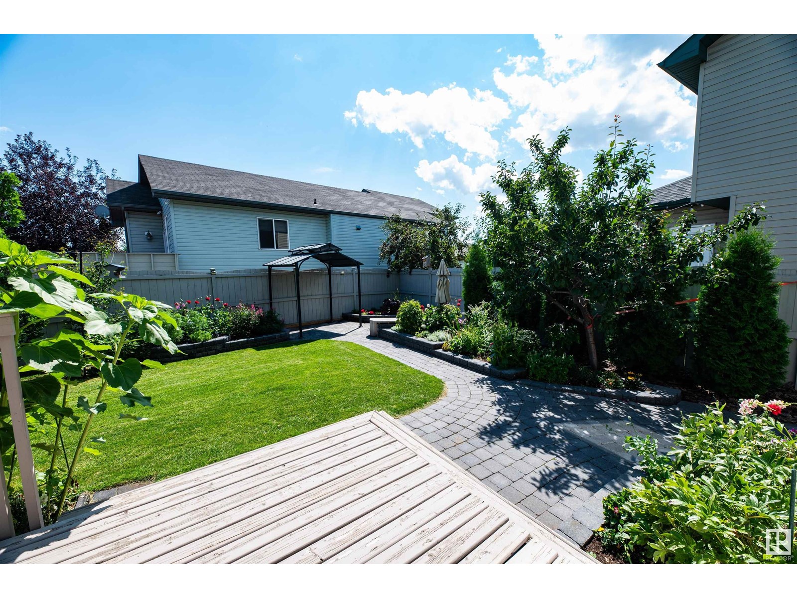 Photo 40 of 3729 138 A Av Nw, Edmonton AB