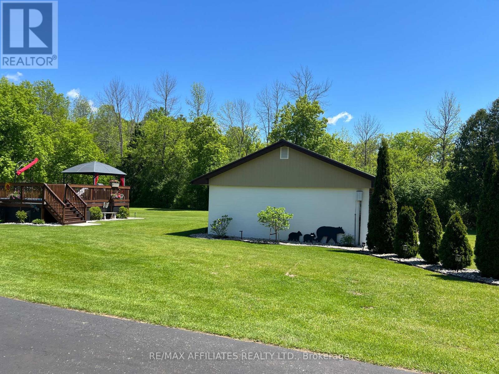 Photo 34 of 157 Perth Street, Rideau Lakes ON